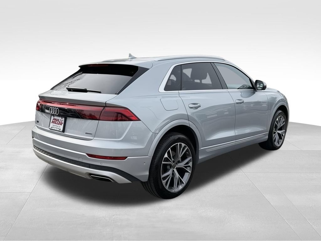 Used 2025 Audi Q8 Premium w/ Convenience Package AWD/4WD image 8