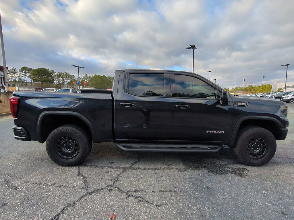 Used 2024 GMC Sierra 1500 AT4X w/ AT4X AEV Edition image 3