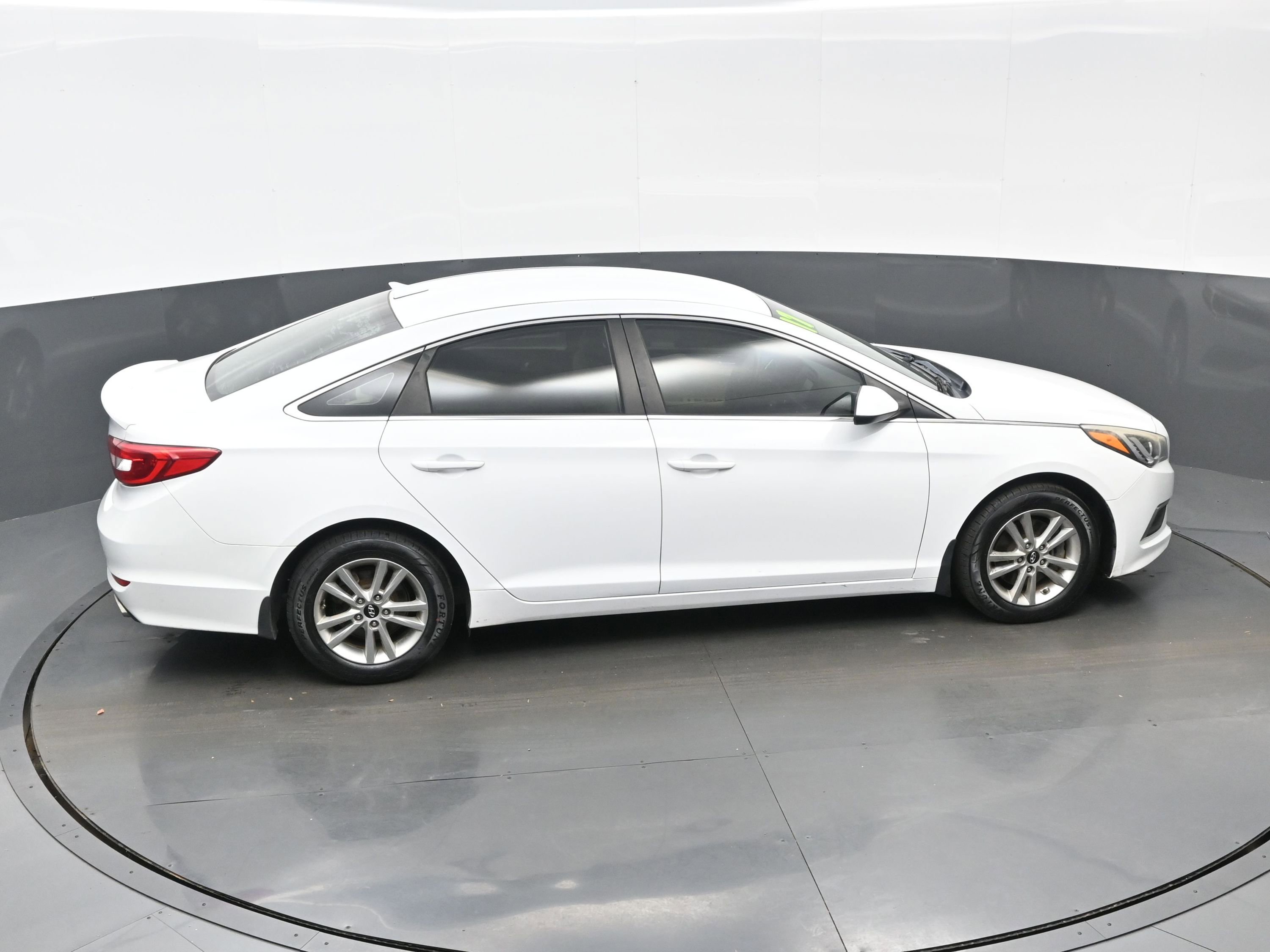 Used 2017 Hyundai Sonata SE w/ Cargo Package image 33