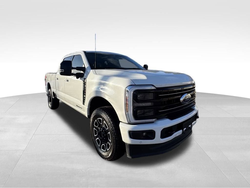 Used 2025 Ford F250 Platinum image 5
