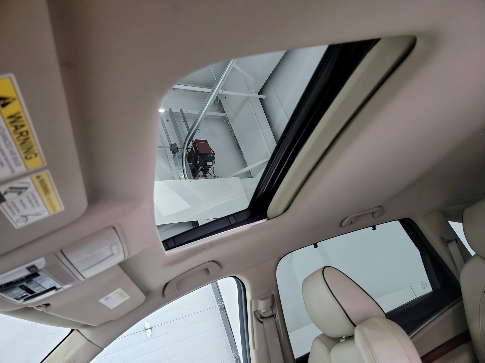 Used 2017 Acura MDX SH-AWD w/ Advance Package image 24