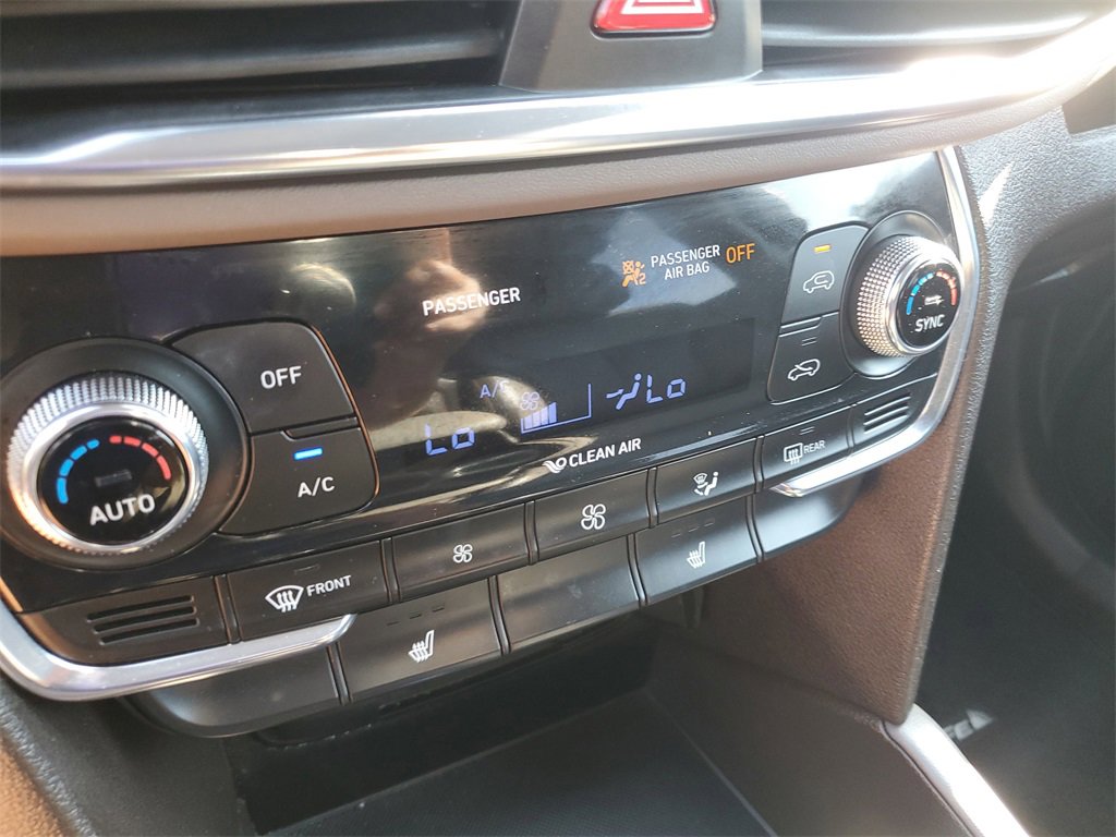 Used 2019 Hyundai Santa Fe Limited image 34