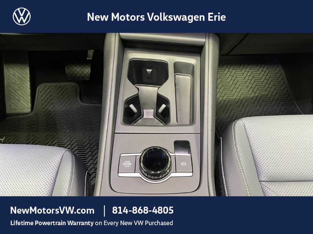 New 2026 Volkswagen Tiguan SE AWD/4WD image 9