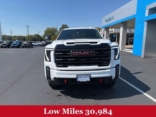Used 2024 GMC Sierra 2500 AT4 image 2