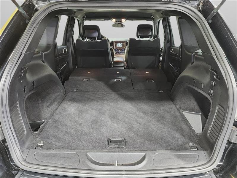 Used 2016 Jeep Grand Cherokee Laredo image 29