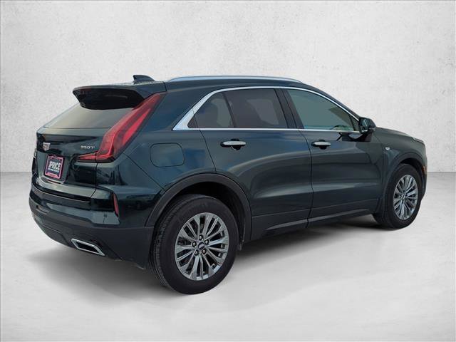 Used 2024 Cadillac XT4 Premium Luxury image 5