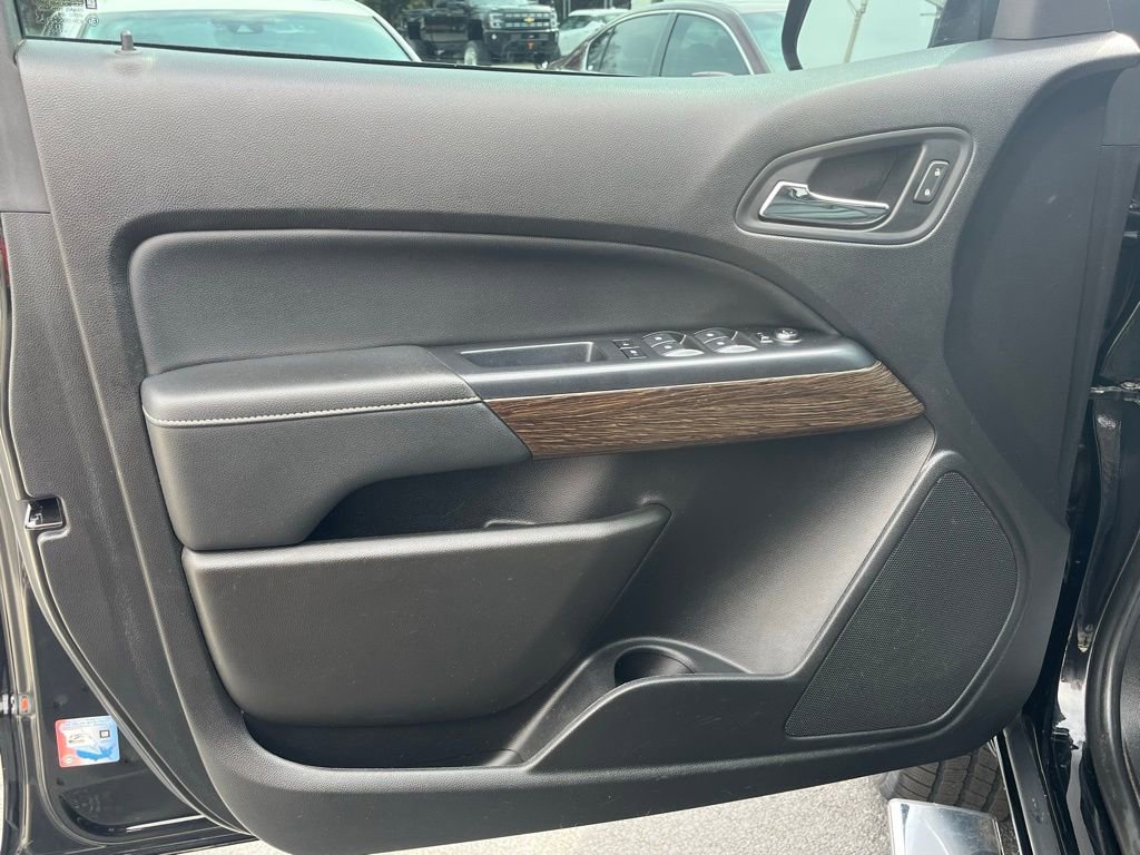 Used 2020 GMC Canyon Denali image 9