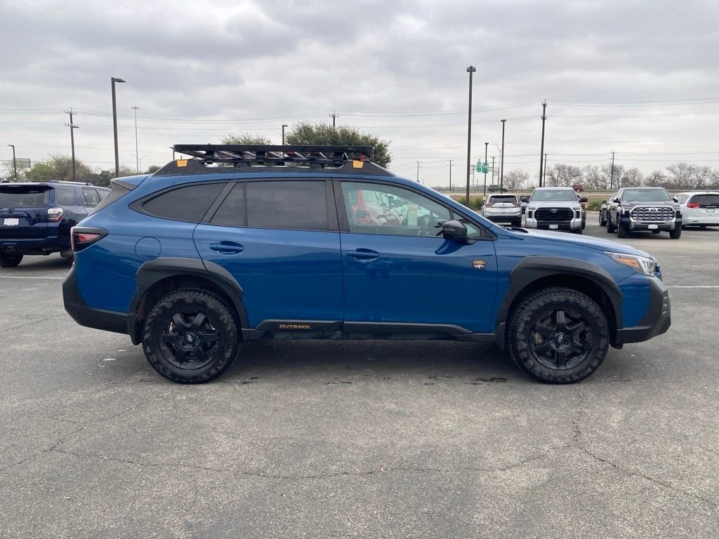 Used 2022 Subaru Outback Wilderness w/ Wilderness Package image 4