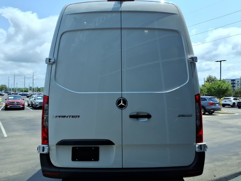 New 2026 Mercedes-Benz Sprinter 2500 image 5
