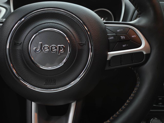 Used 2019 Jeep Compass Latitude w/ Popular Equipment Group AWD/4WD image 19