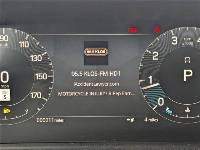 New 2026 Land Rover Discovery Sport Landmark image 11