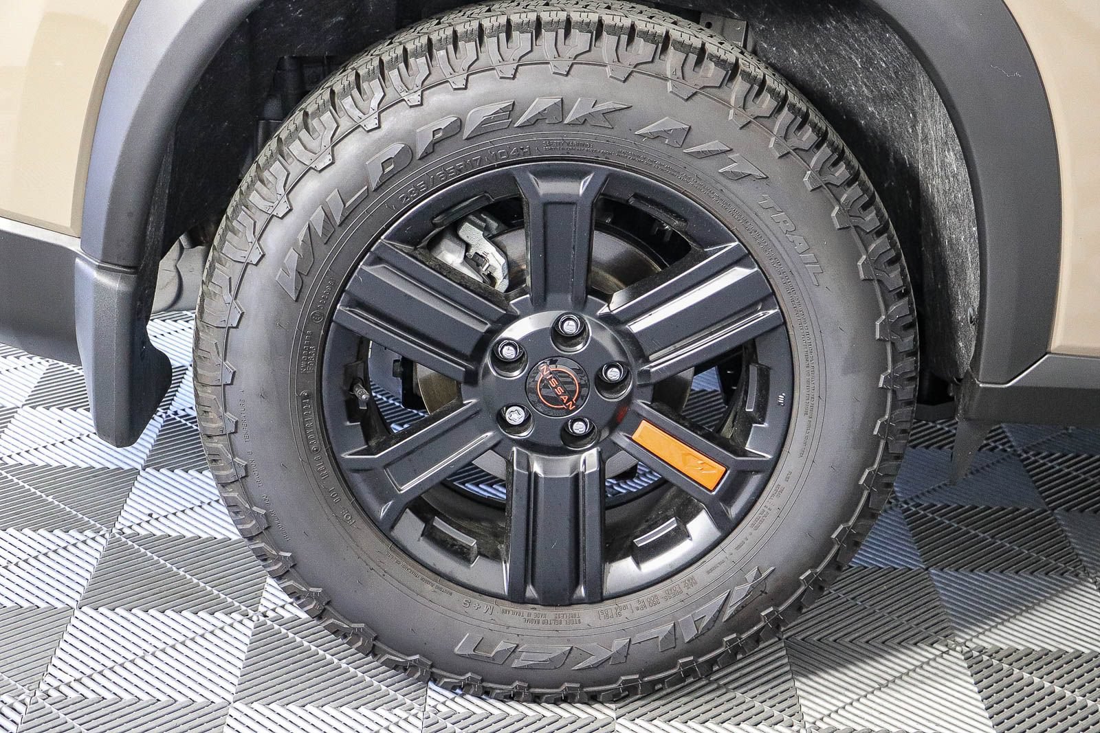 Certified 2025 Nissan Rogue SV AWD/4WD image 7