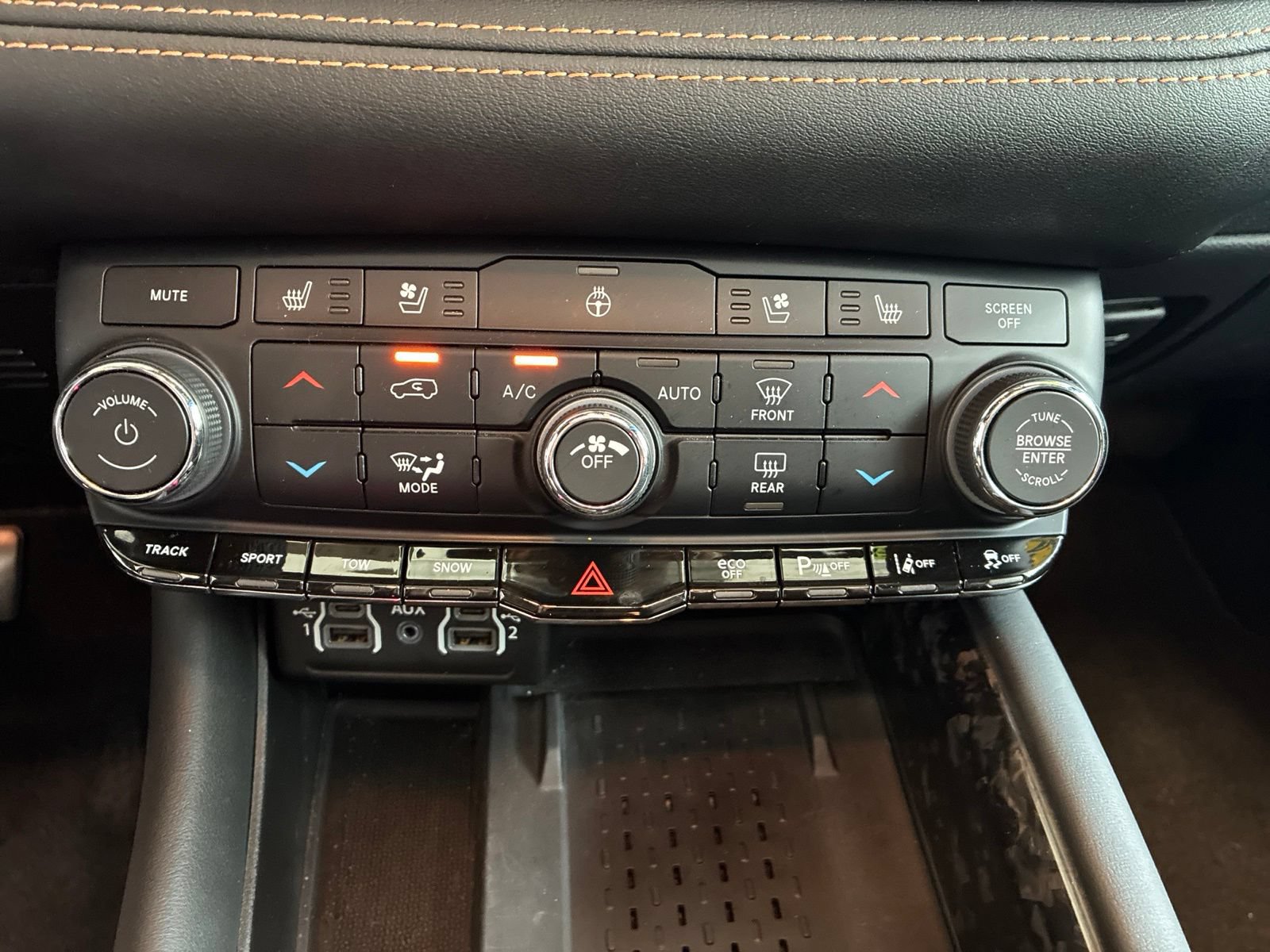 Used 2025 Dodge Durango R/T AWD/4WD image 25