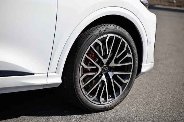 New 2025 Audi SQ5 Premium Plus image 5