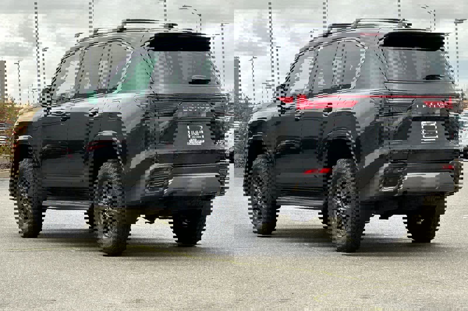 New 2025 Lexus LX 700h Overtrail image 7