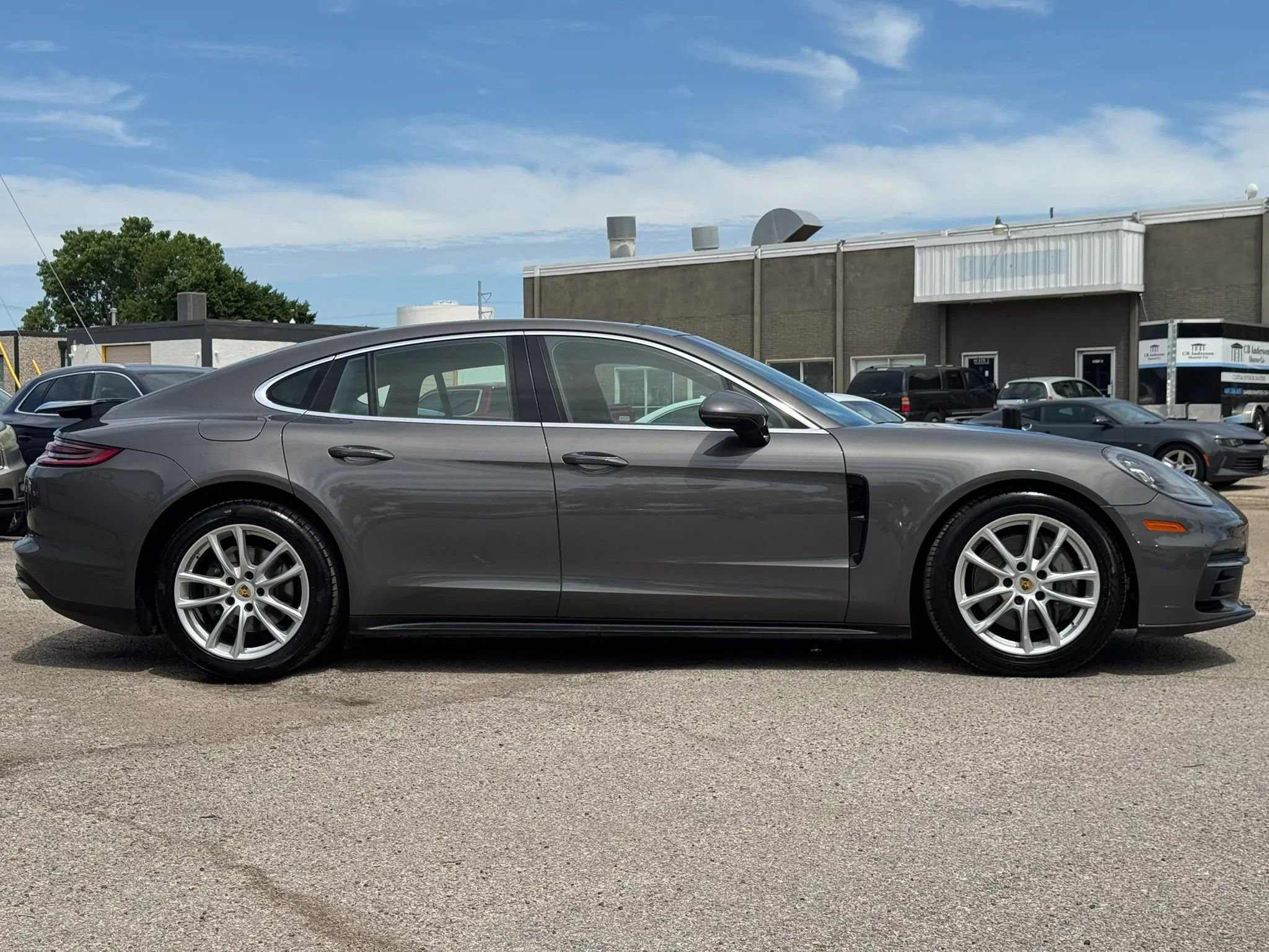 Used 2018 Porsche Panamera 4S AWD/4WD image 8
