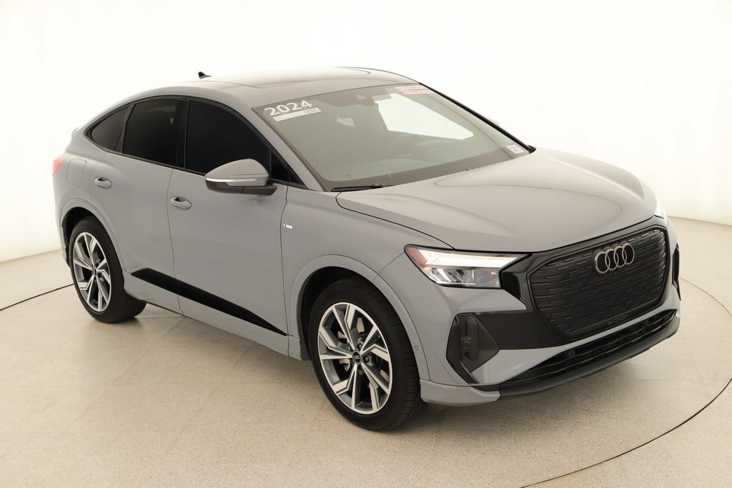Certified 2024 Audi Q4 e-tron Premium Plus w/ Premium Plus AWD/4WD image 35