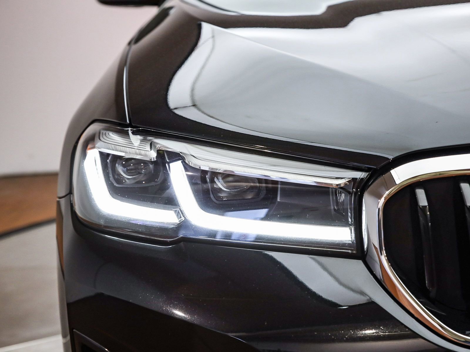 Certified 2023 BMW 540i 540i w/ Premium Package image 7