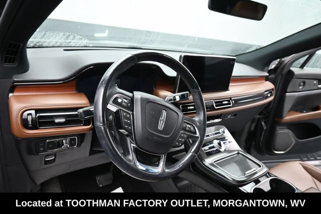 Used 2021 Lincoln Nautilus Reserve AWD/4WD image 16