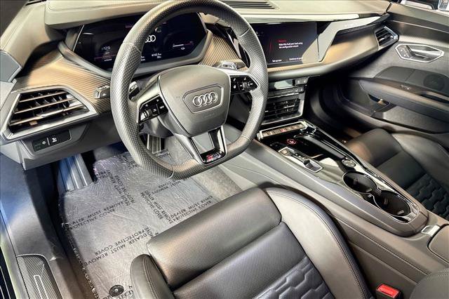 Used 2023 Audi RS e-tron GT w/ Carbon Performance Package AWD/4WD image 9