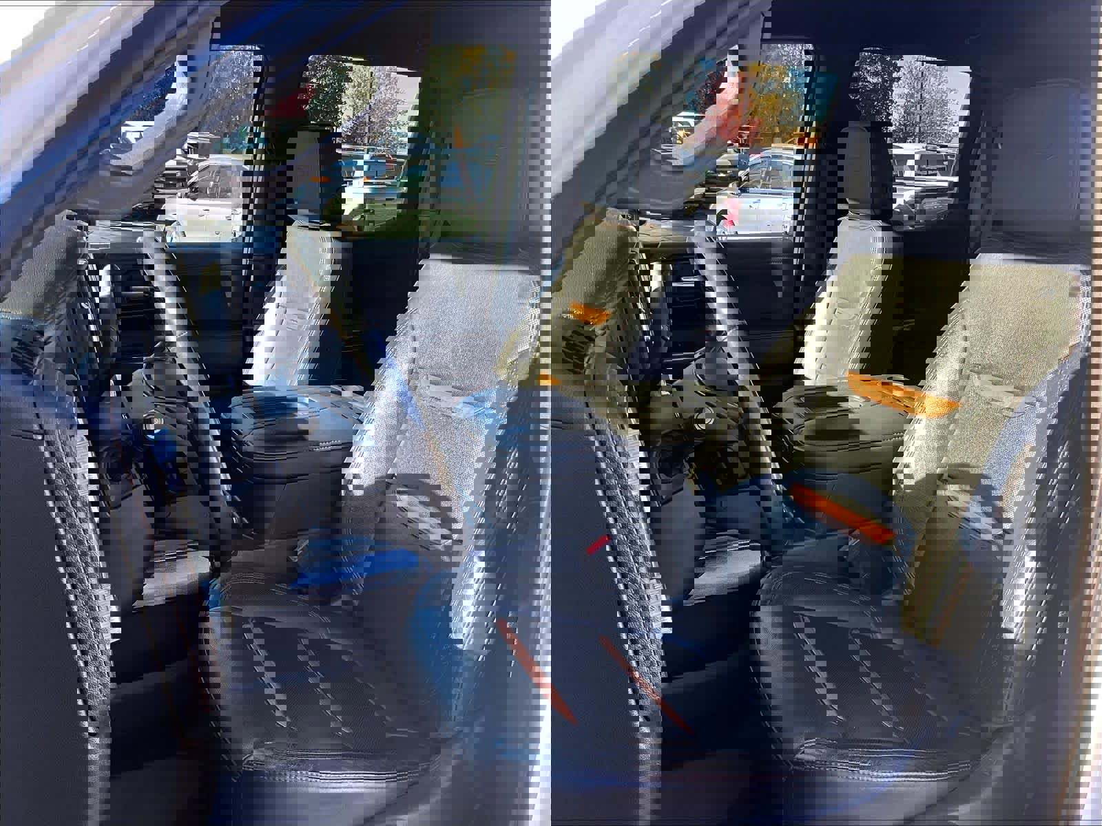 Used 2020 GMC Sierra 1500 AT4 w/ AT4 Premium Package image 10