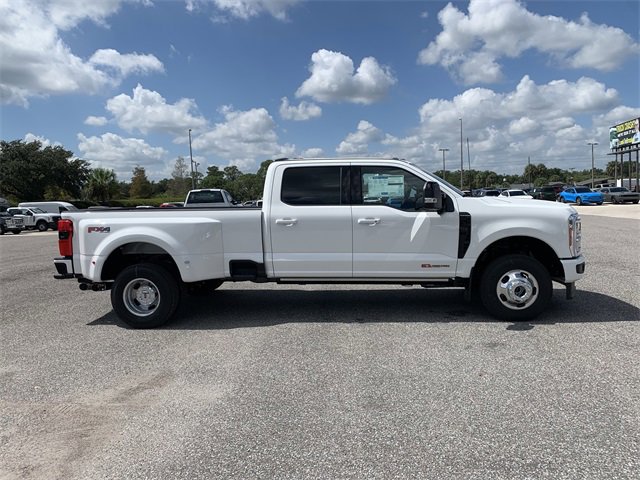 New 2026 Ford F350 Platinum image 3