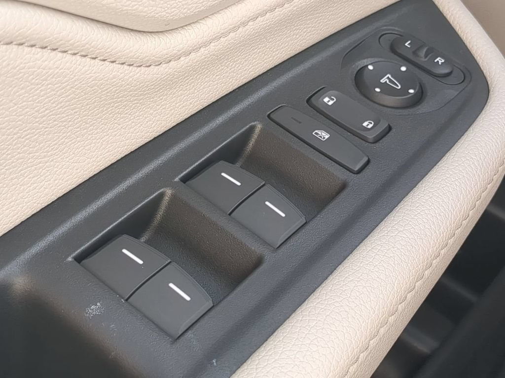 New 2026 Honda Odyssey Touring image 19