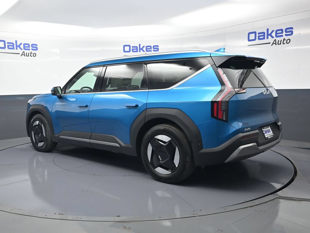 New 2026 Kia EV9 Wind AWD/4WD image 5