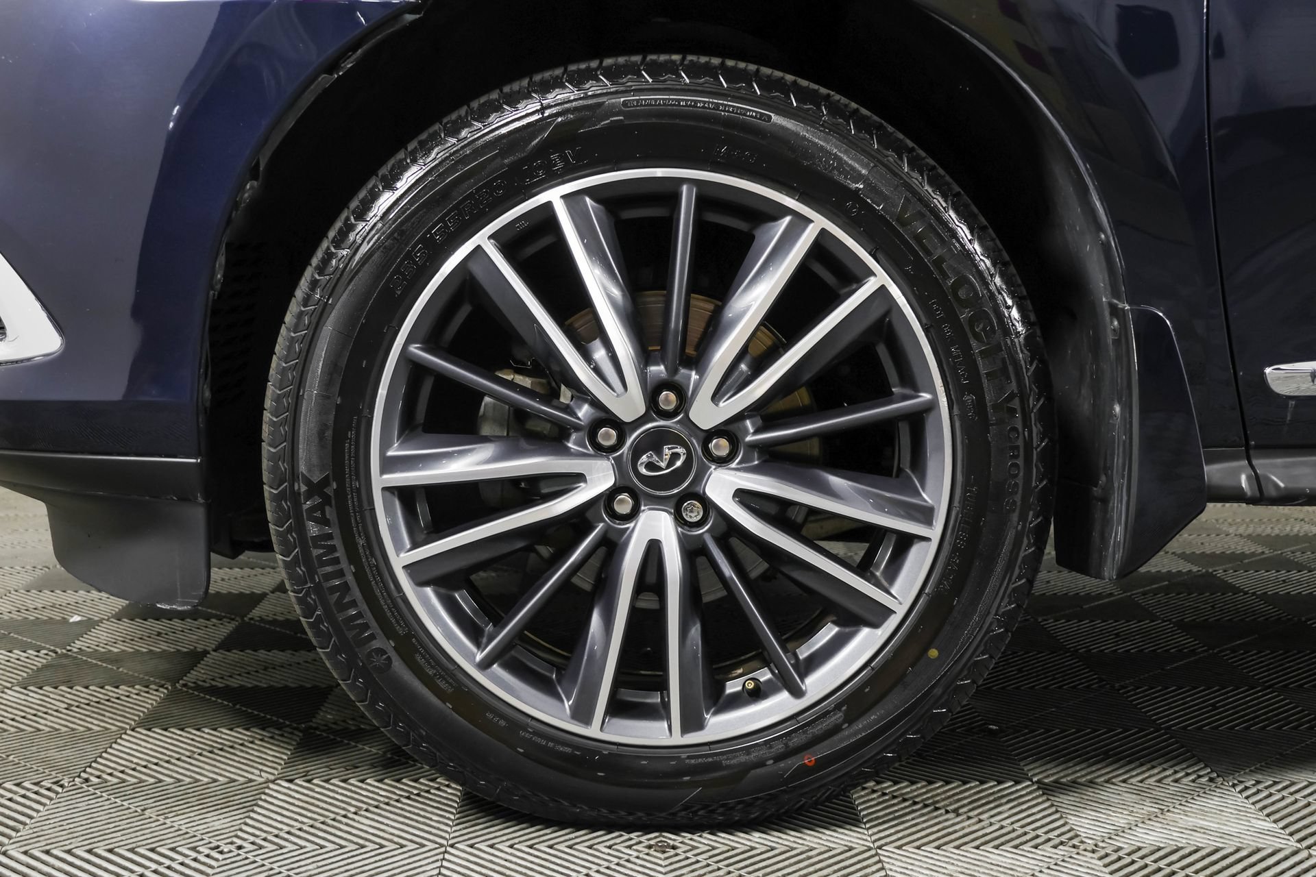 Used 2020 INFINITI QX60 Signature Edition AWD/4WD image 23