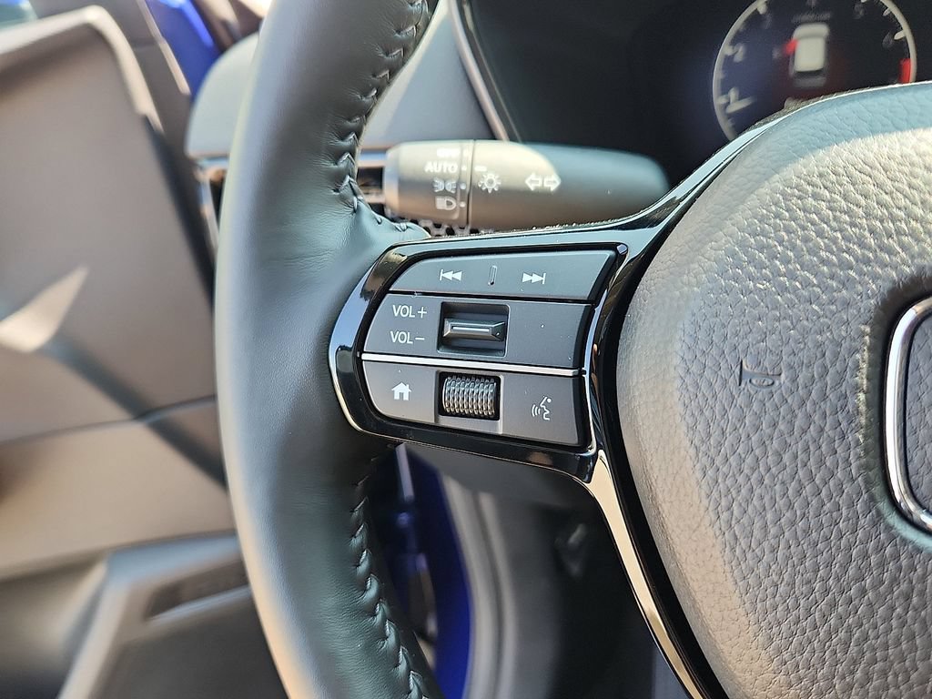 Used 2025 Honda CR-V EX-L image 16