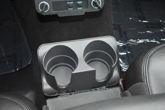 Used 2008 Lincoln Town Car Executive RWD image 27