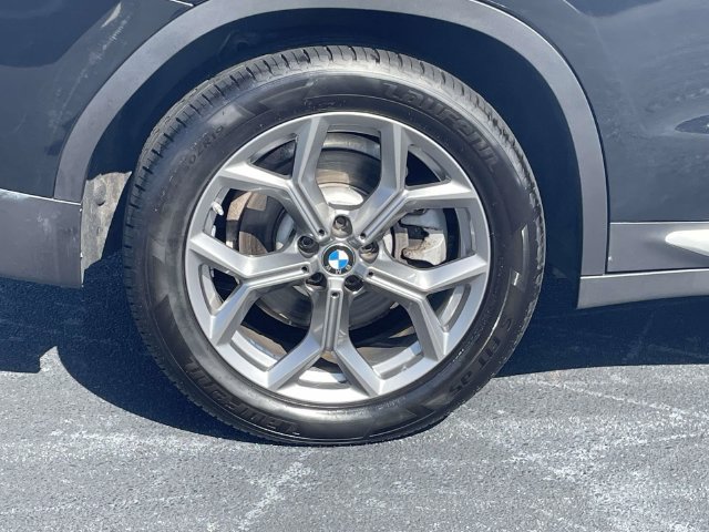 Used 2024 BMW X3 xDrive30i AWD/4WD image 9