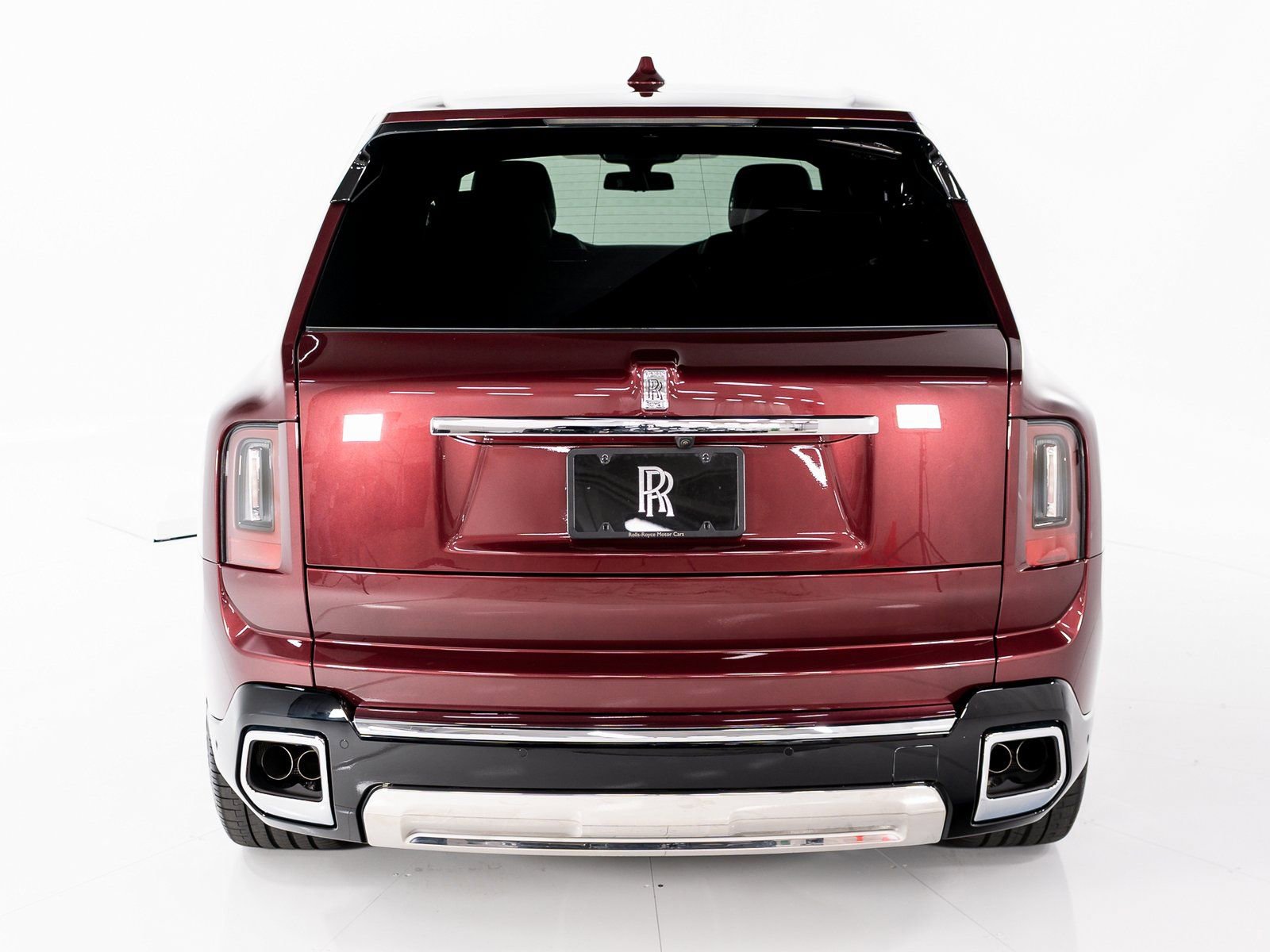 Certified 2025 Rolls-Royce Cullinan image 4