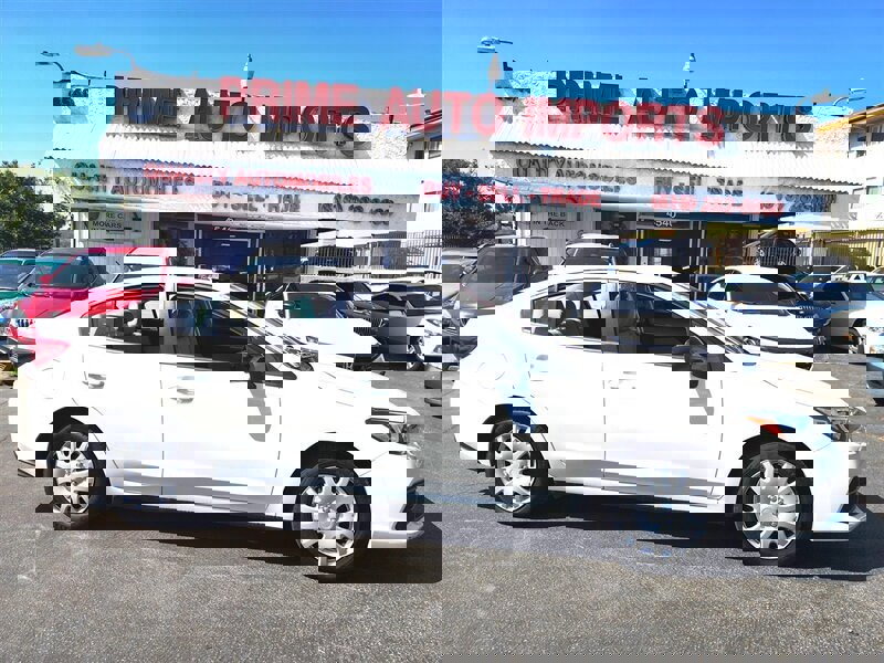 Used 2020 Subaru Impreza 2.0i image 1