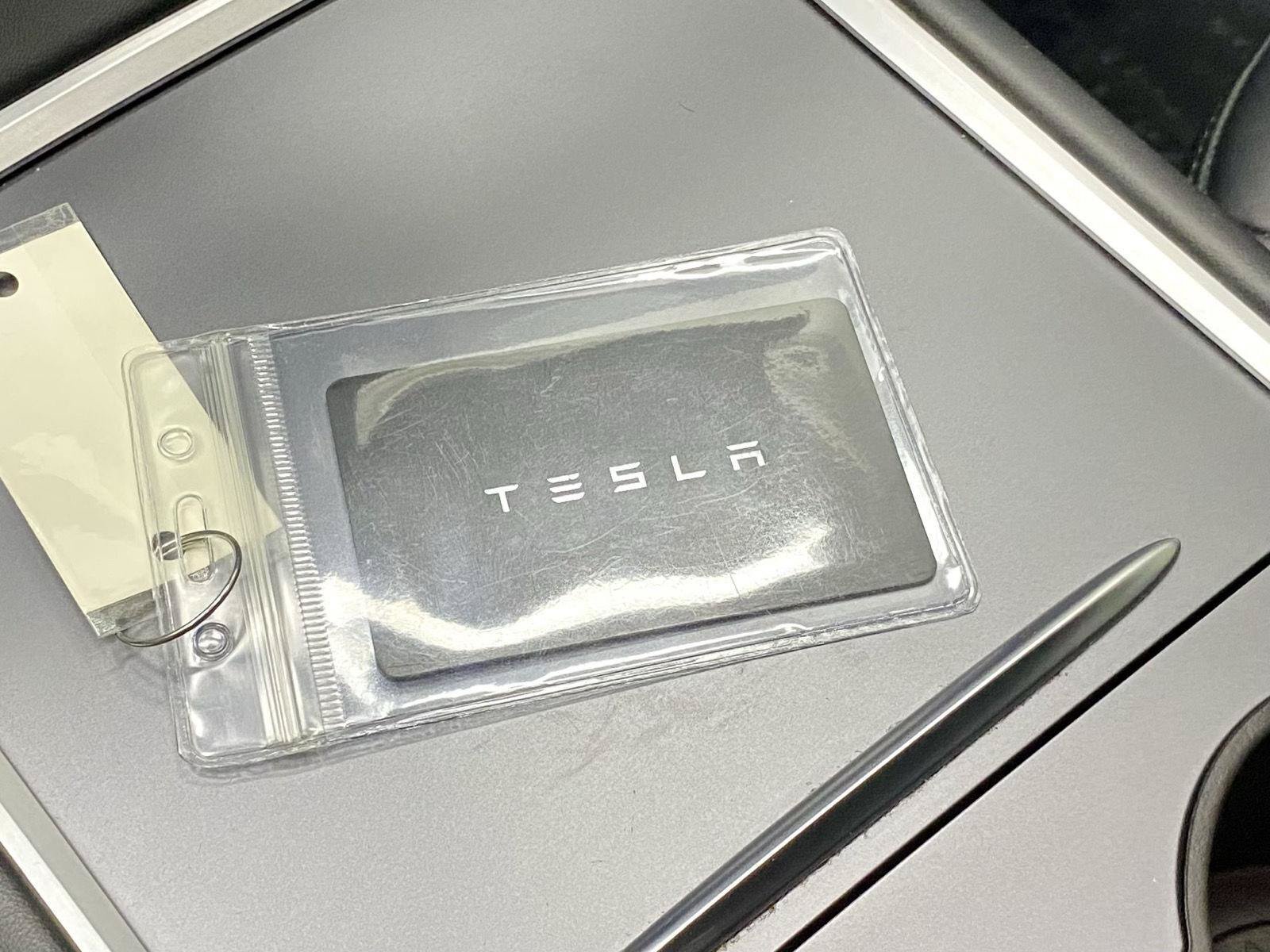 Used 2023 Tesla Model Y Long Range AWD/4WD image 40