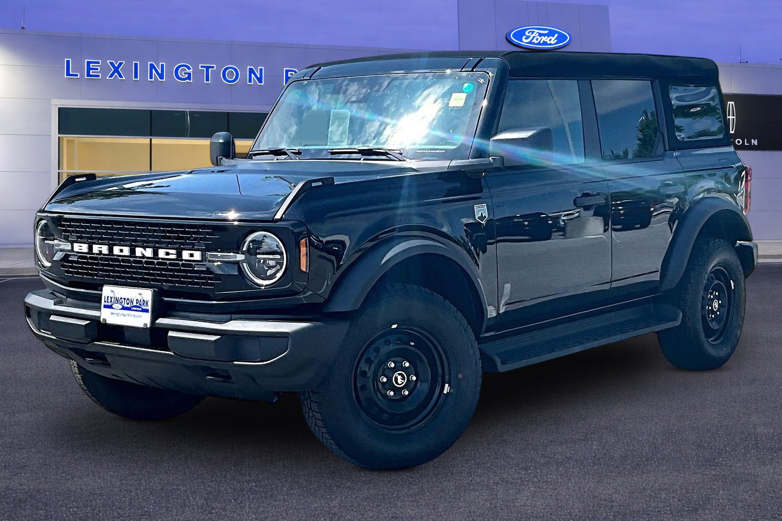 New 2026 Ford Bronco Big Bend AWD/4WD image 2