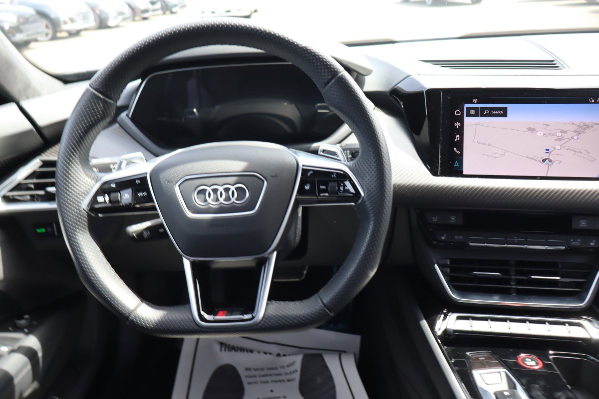 Used 2023 Audi RS e-tron GT w/ Carbon Performance Package AWD/4WD image 10