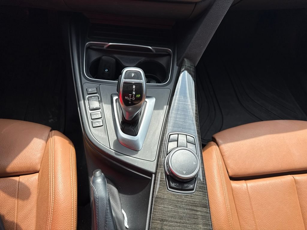 Used 2016 BMW 335i Gran Turismo xDrive AWD/4WD image 9