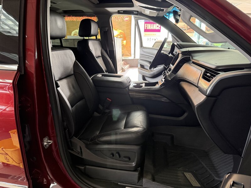 Used 2019 Chevrolet Tahoe LT w/ LT Signature Package AWD/4WD image 26