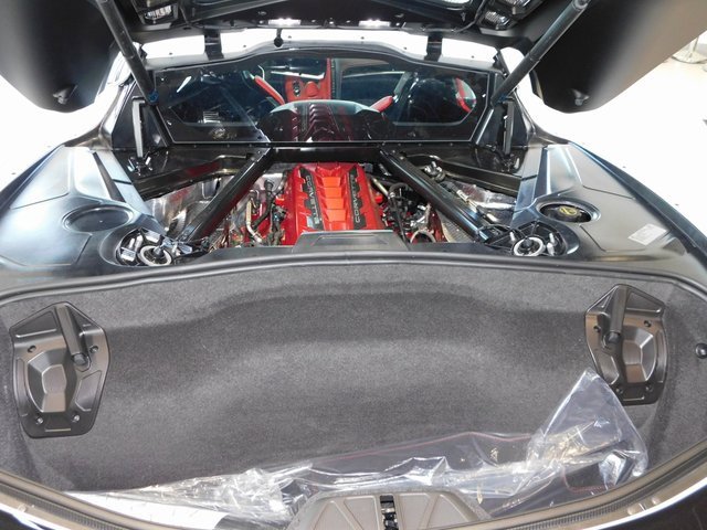 Used 2025 Chevrolet Corvette Stingray Preferred Cpe w/ Battery Protection Package image 23