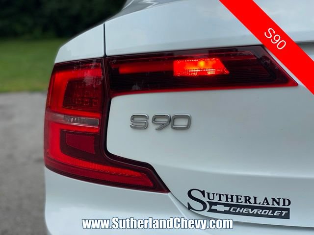 Used 2017 Volvo S90 T5 Momentum w/ Convenience Package FWD image 12