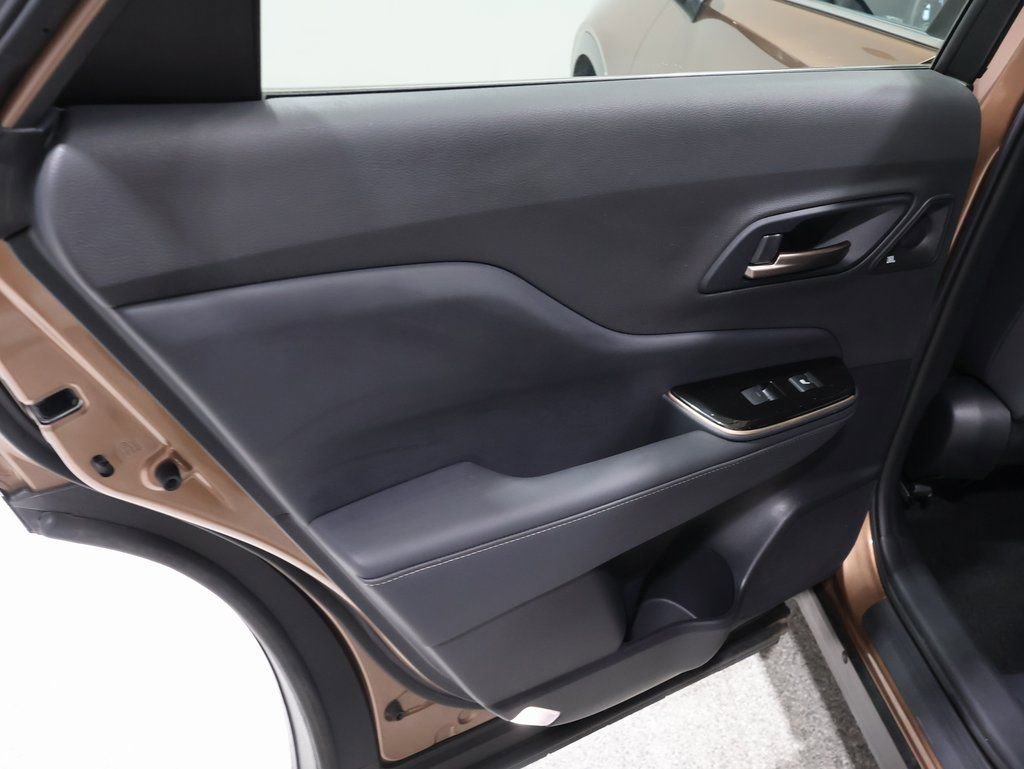 Used 2025 Toyota Crown Signia image 17