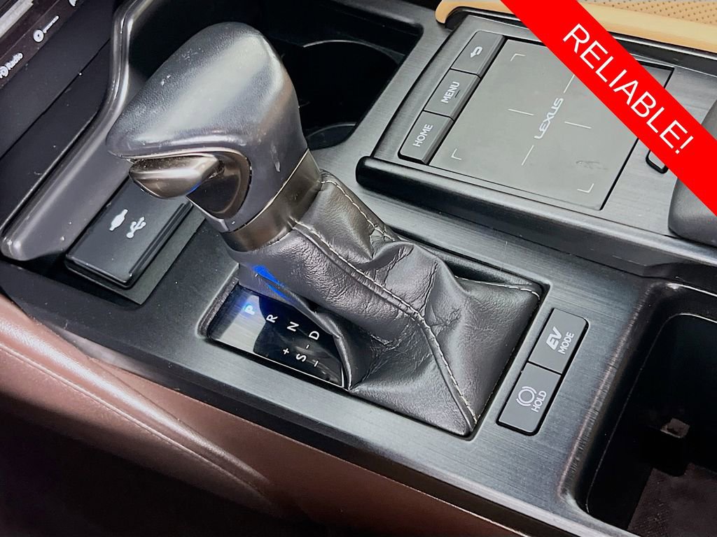 Used 2021 Lexus ES 300h w/ Premium Package image 16