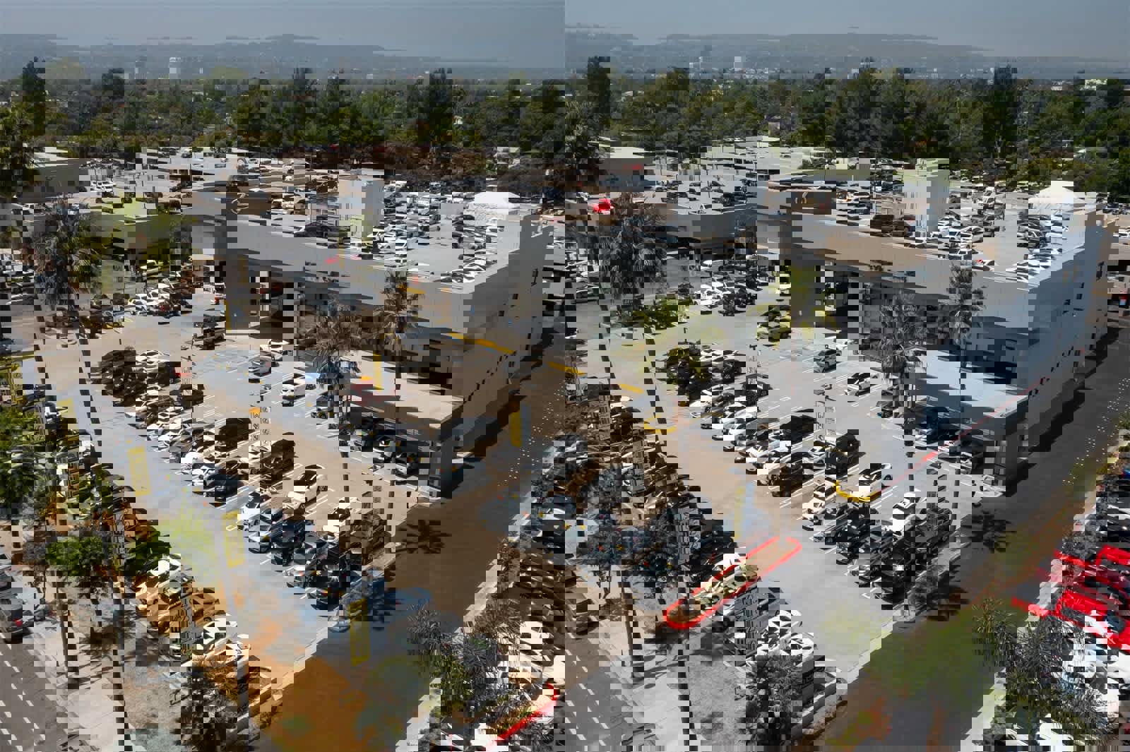 Used 2023 Volkswagen Atlas SE w/ Black Wheel Package image 47