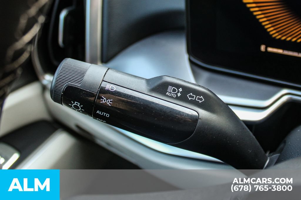 Used 2025 Kia Sorento S AWD/4WD image 31