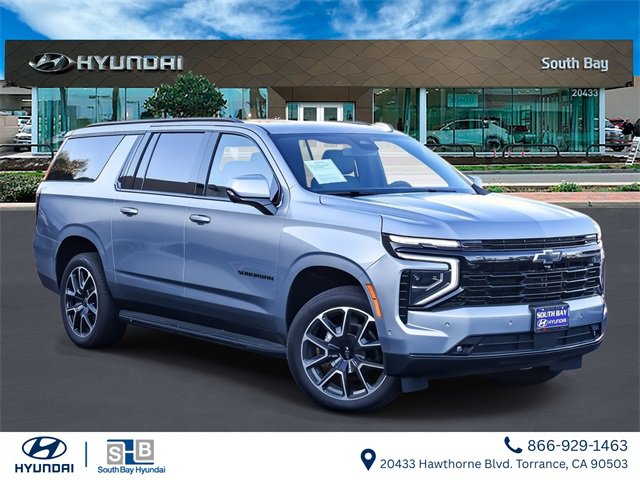 Used 2025 Chevrolet Suburban RST