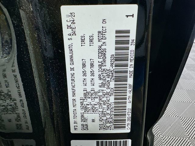 Certified 2025 Toyota Tacoma TRD Off-Road AWD/4WD image 29