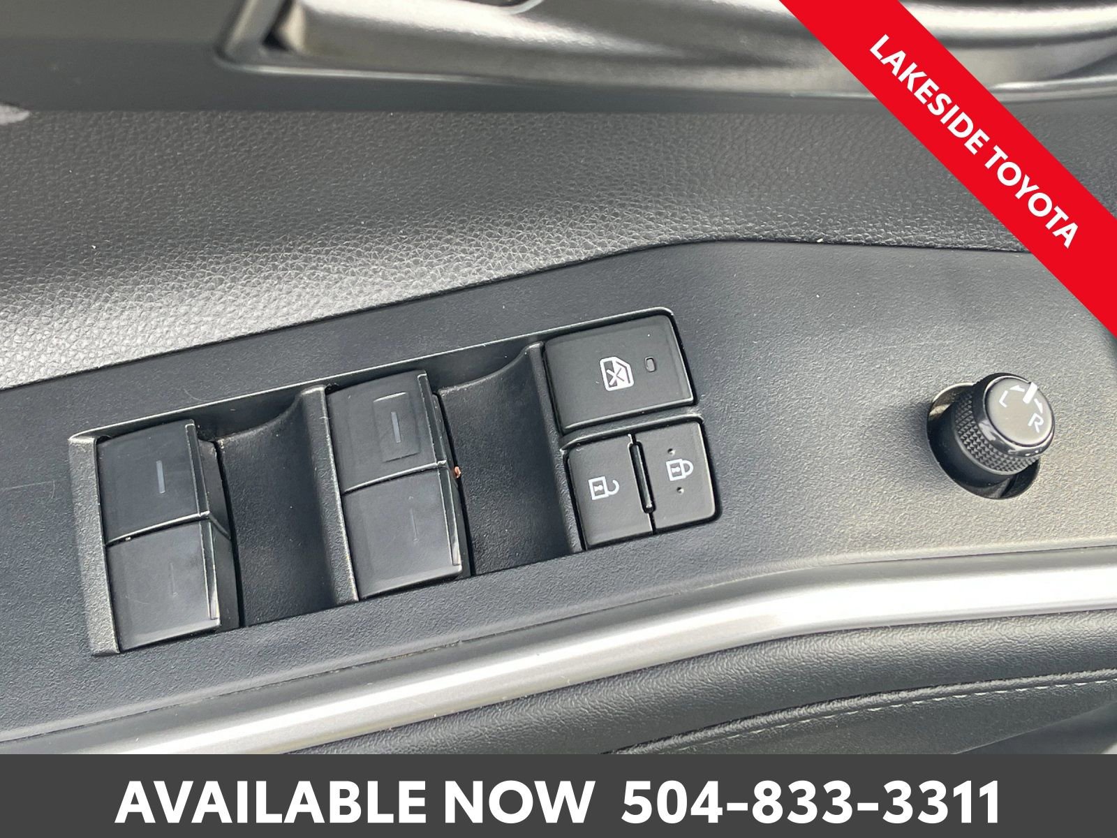 Used 2023 Toyota Highlander L image 12