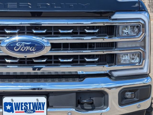 Used 2025 Ford F250 Lariat w/ Lariat Ultimate Package AWD/4WD image 8