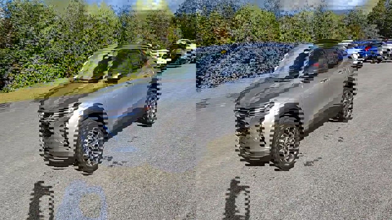 New 2025 Chevrolet Trax LT w/ Driver Confidence Package image 40